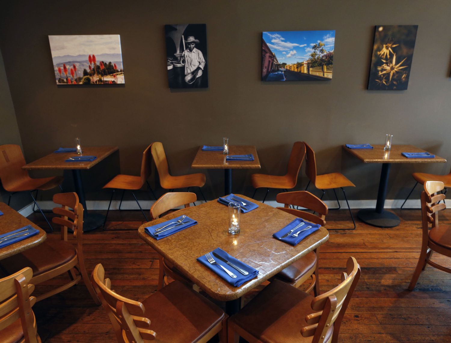 Saison dining room
